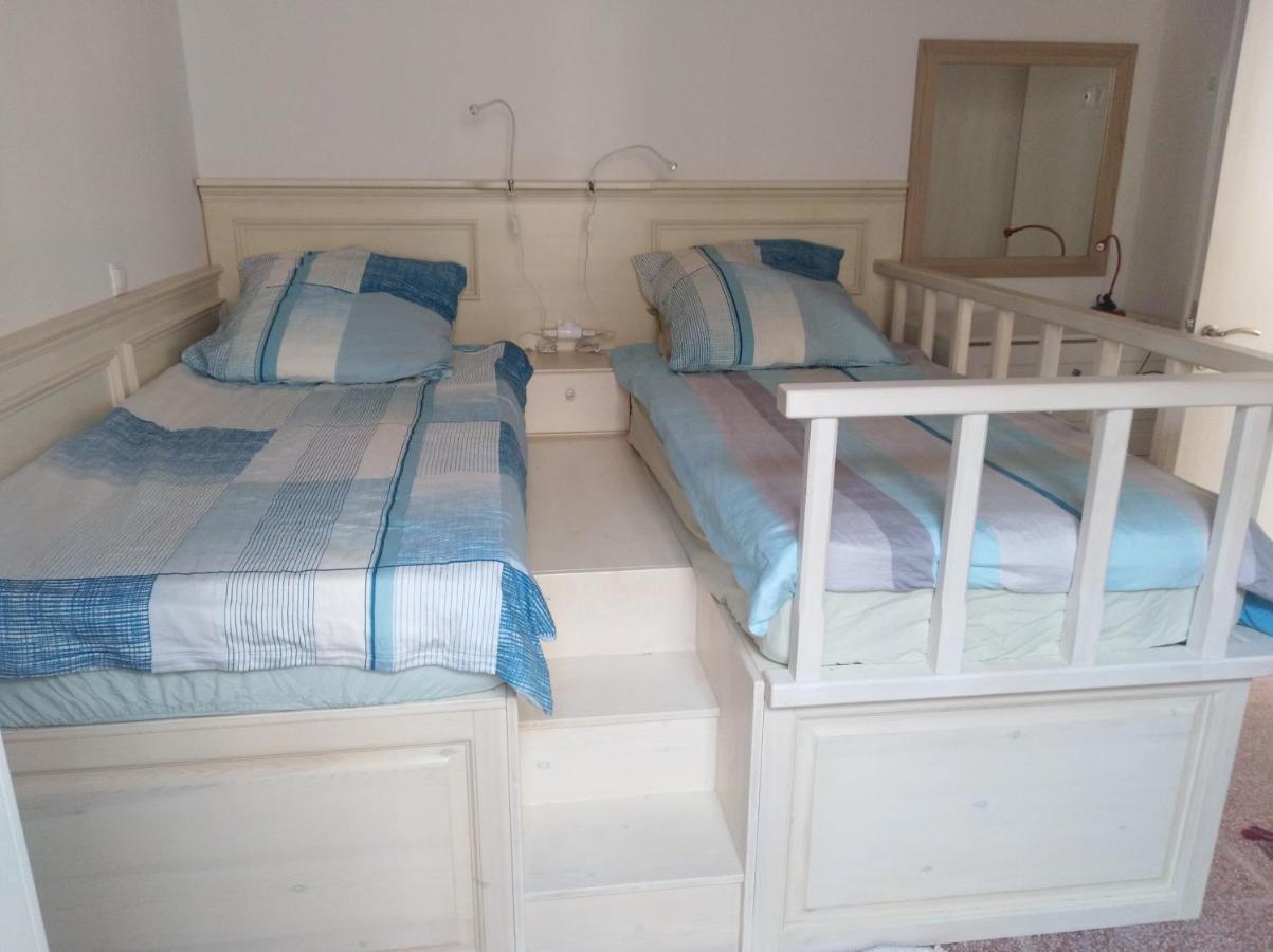 Semesterbostad Alexandros Traditional House