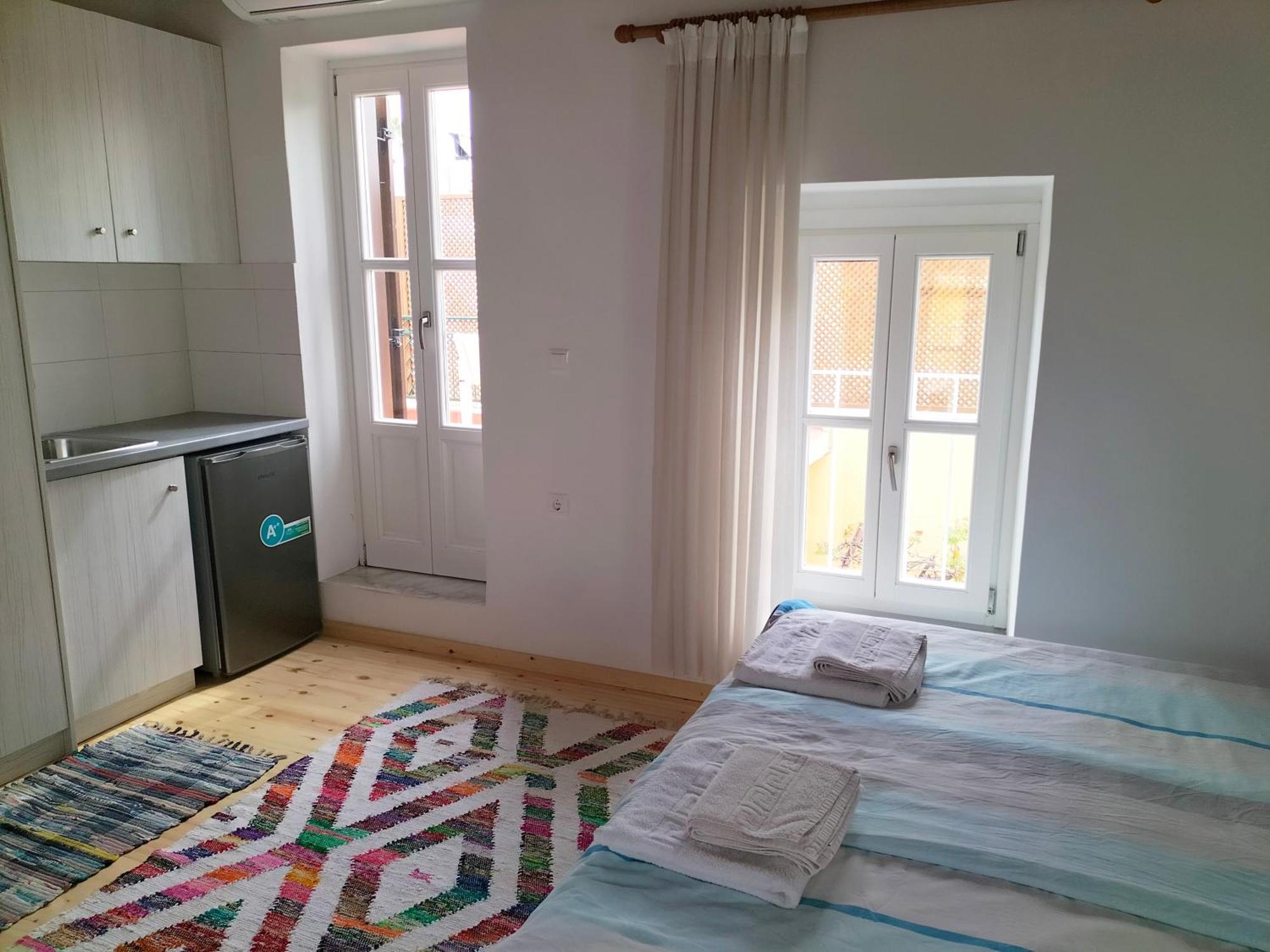 Semesterbostad Alexandros Traditional House *